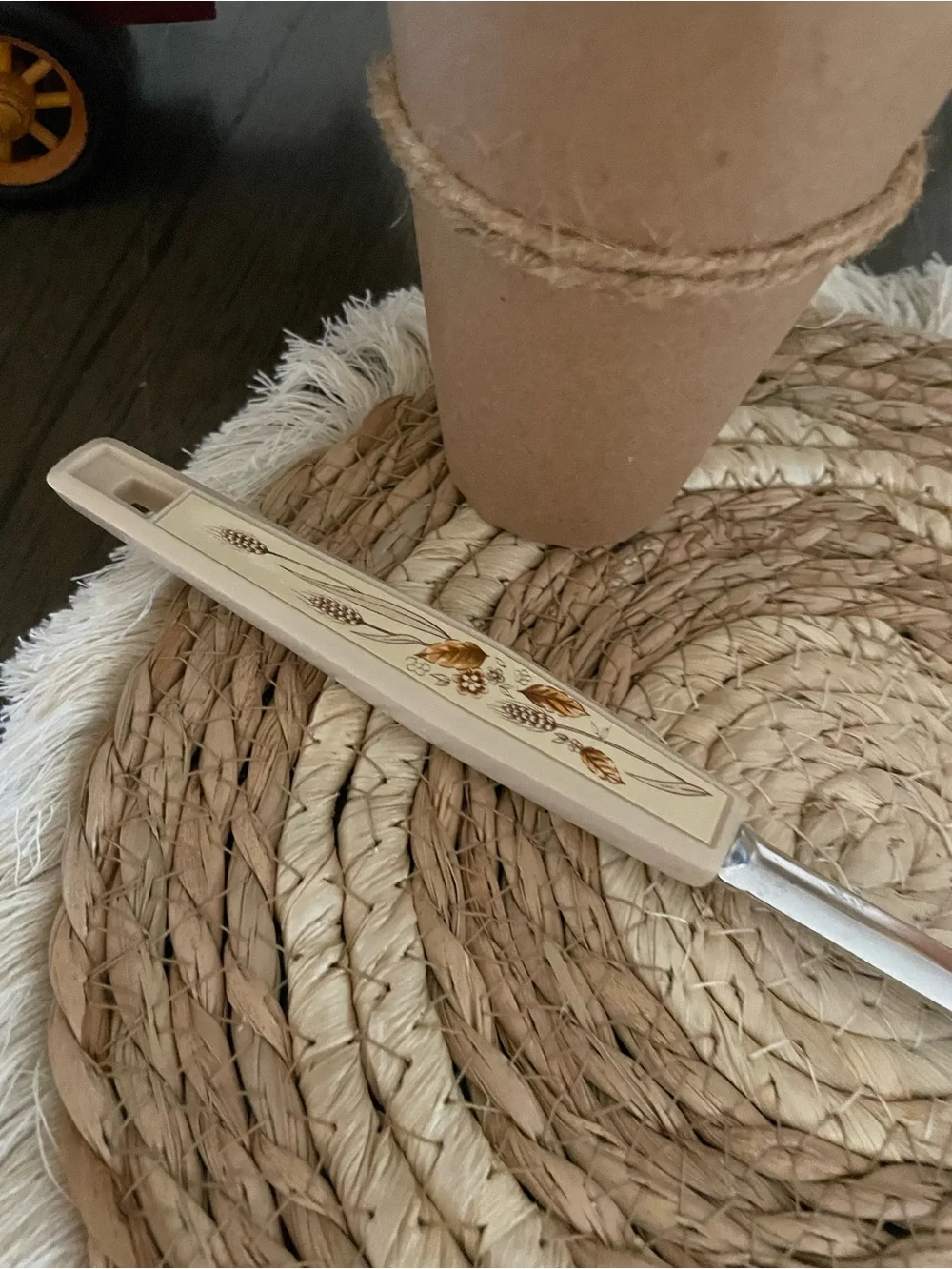 Corningware Stainless Steel Ladle with Cream Decorative Handle
